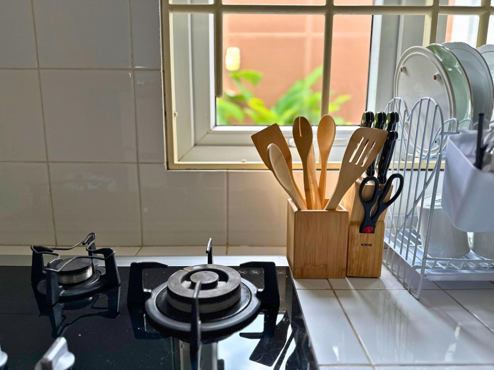 Blessimore Springhill 4Br Палембанг Екстериор снимка
